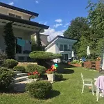 Villa Paradise *