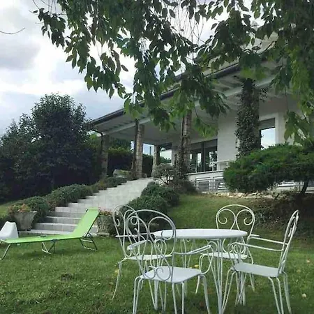 Villa Paradise Esmate